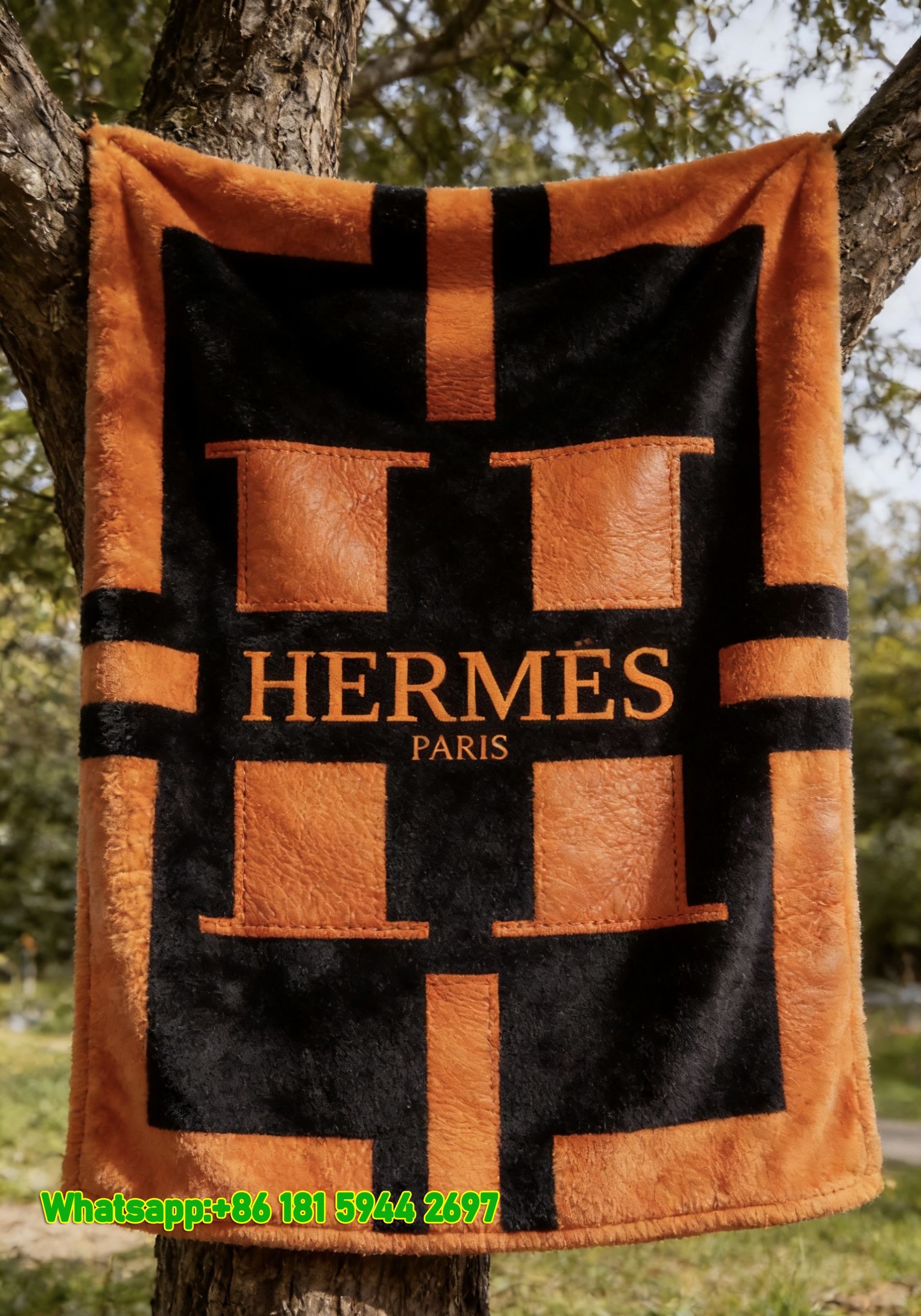 Luxury Hermès Leather H Logo Flannel Sofa Throw Blanket IMG_4923